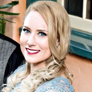 Meet your Posher, Desiree